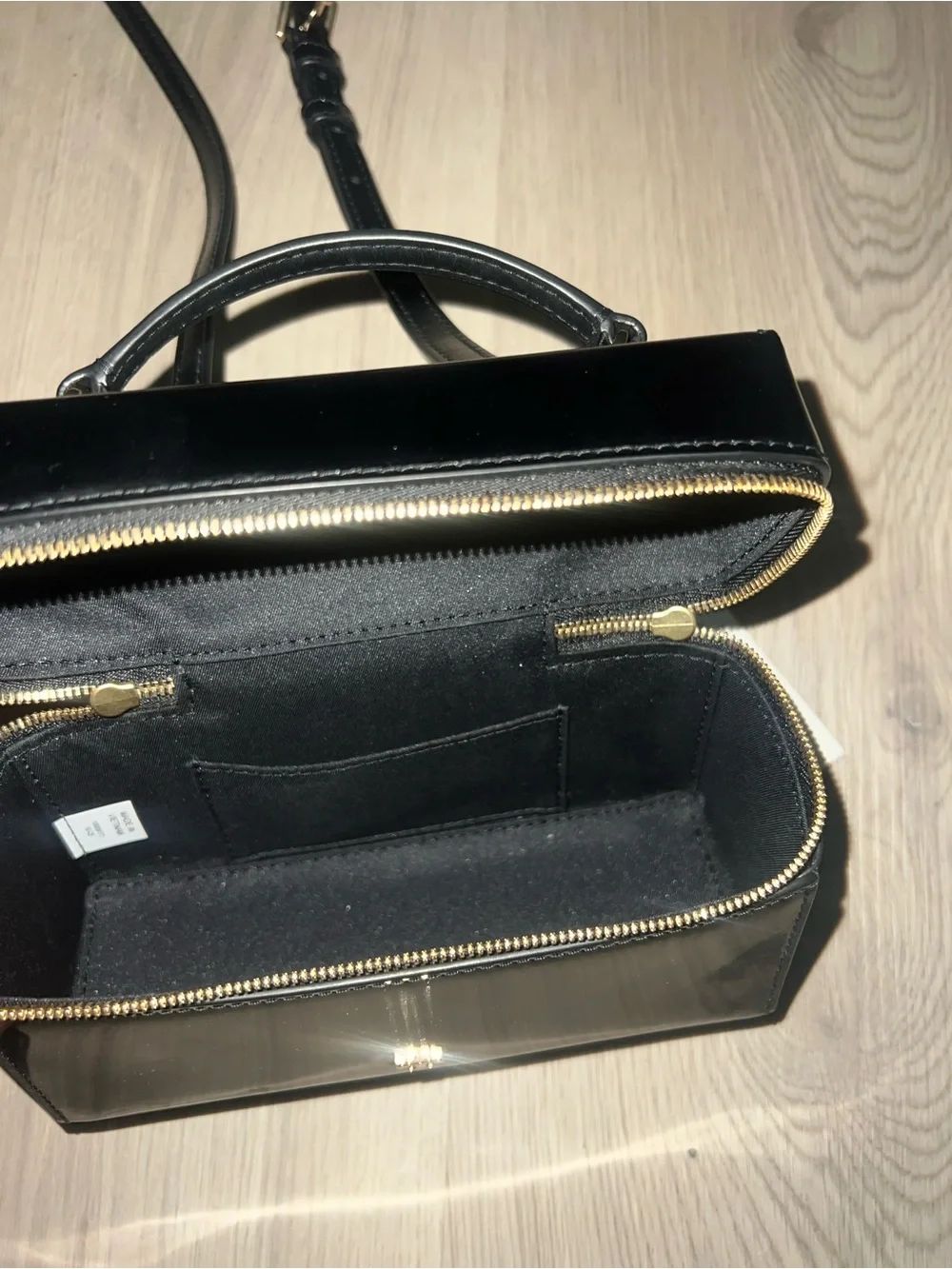 Tory Burch Emerson Smooth Vanity Black Top-Handle Box Bag